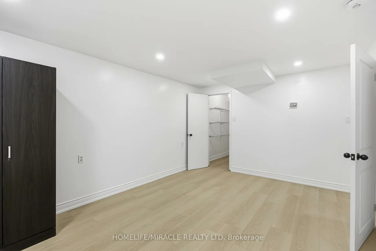 3684, Ellengale, Erindale, Mississauga