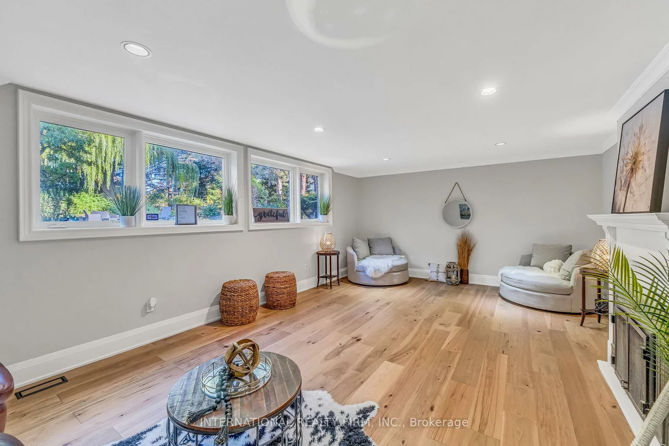 1049, Indian Rd, Lorne Park, Mississauga