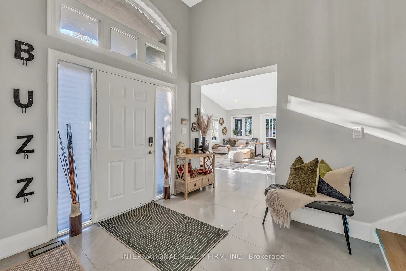 1049, Indian Rd, Lorne Park, Mississauga