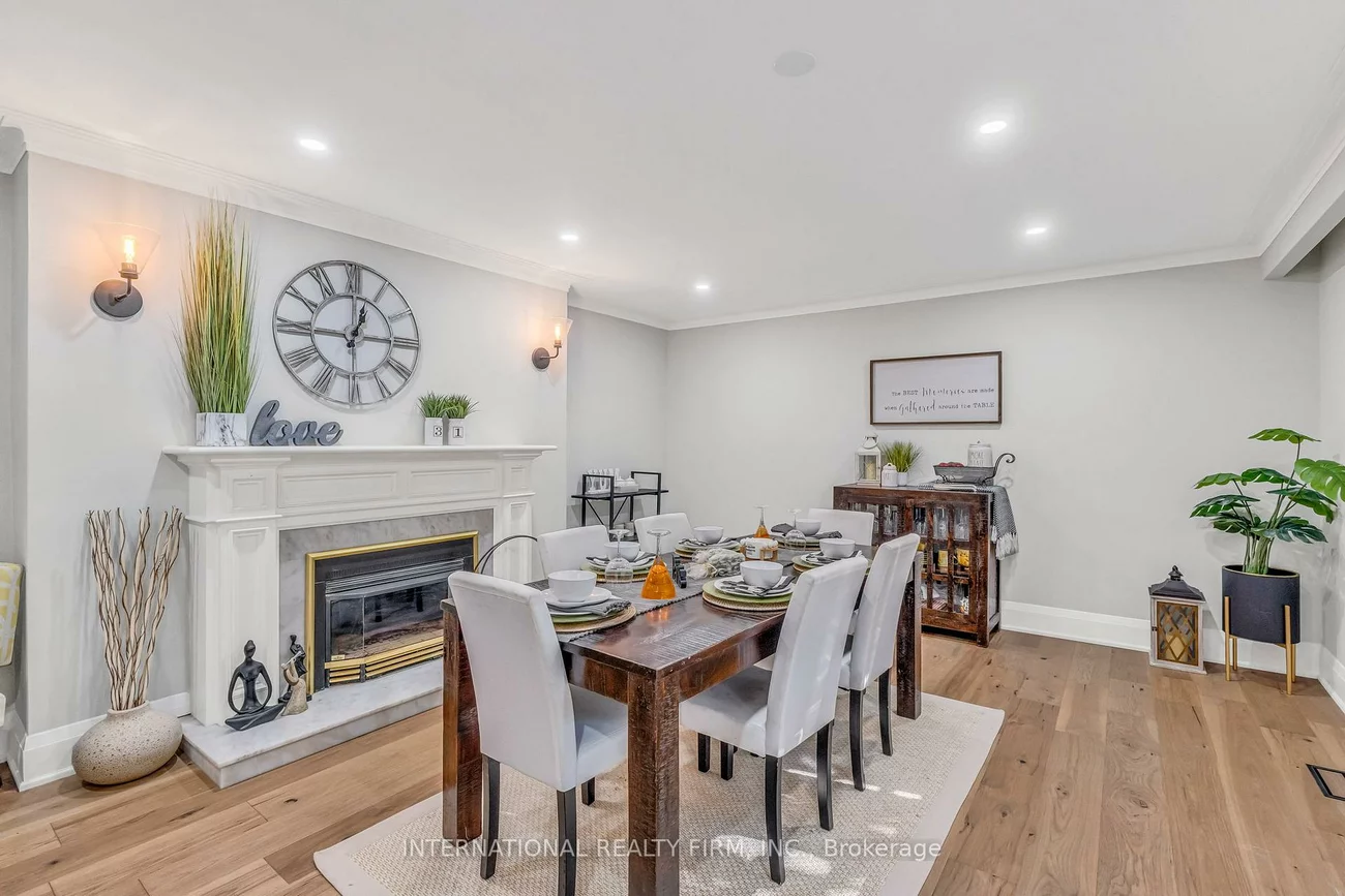 1049, Indian Rd, Lorne Park, Mississauga