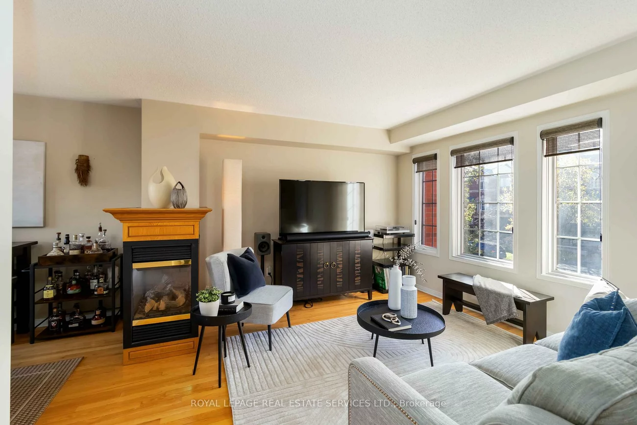 1584, Woodhenge, Meadowvale Village, Mississauga