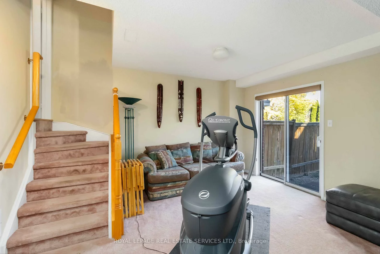 1584, Woodhenge, Meadowvale Village, Mississauga