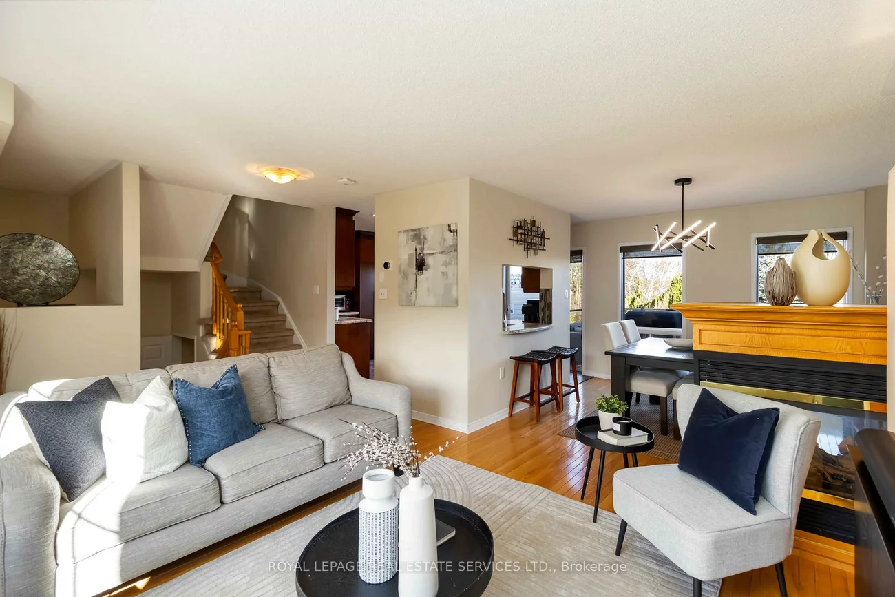 1584, Woodhenge, Meadowvale Village, Mississauga