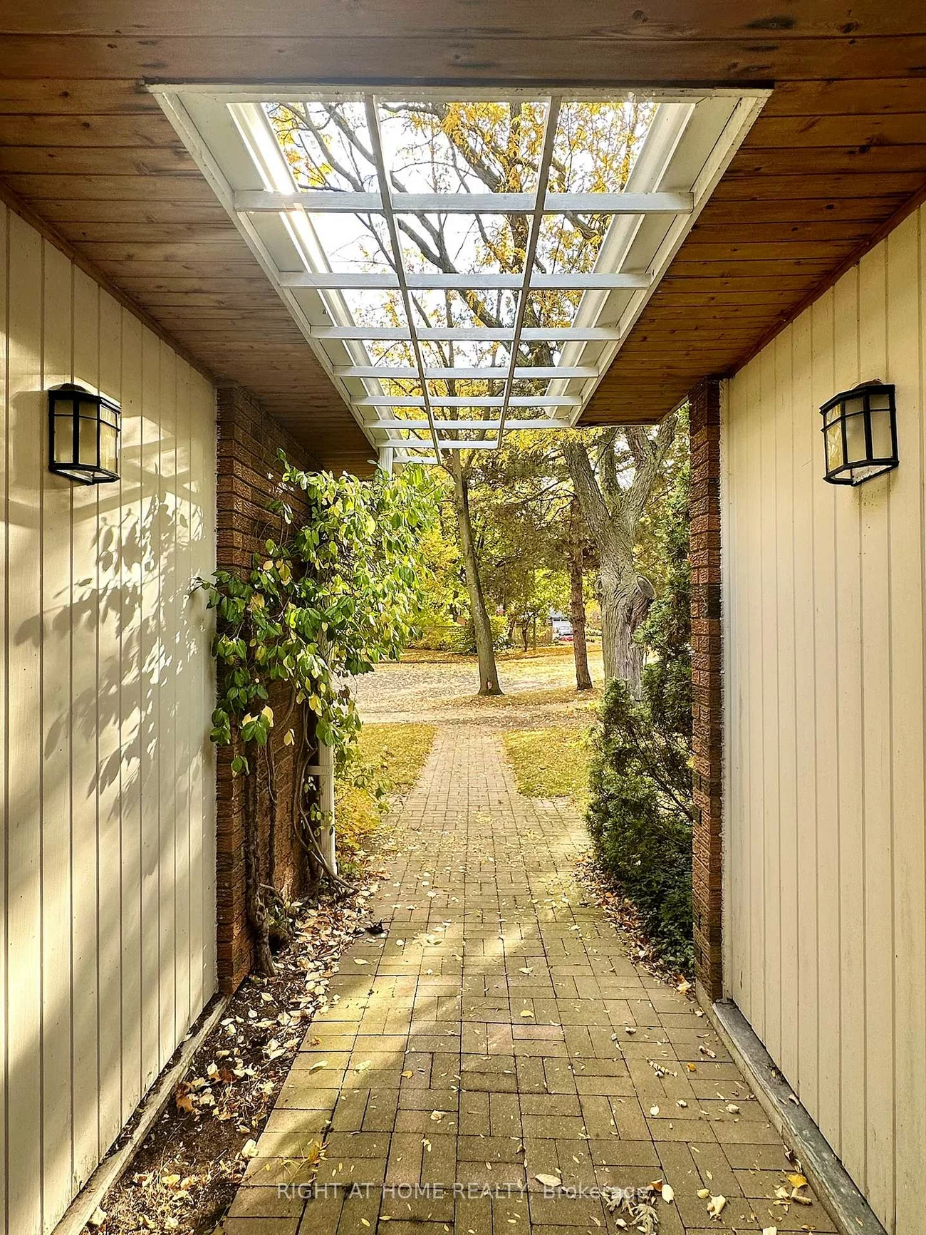 772, Wylan, Clarkson, Mississauga