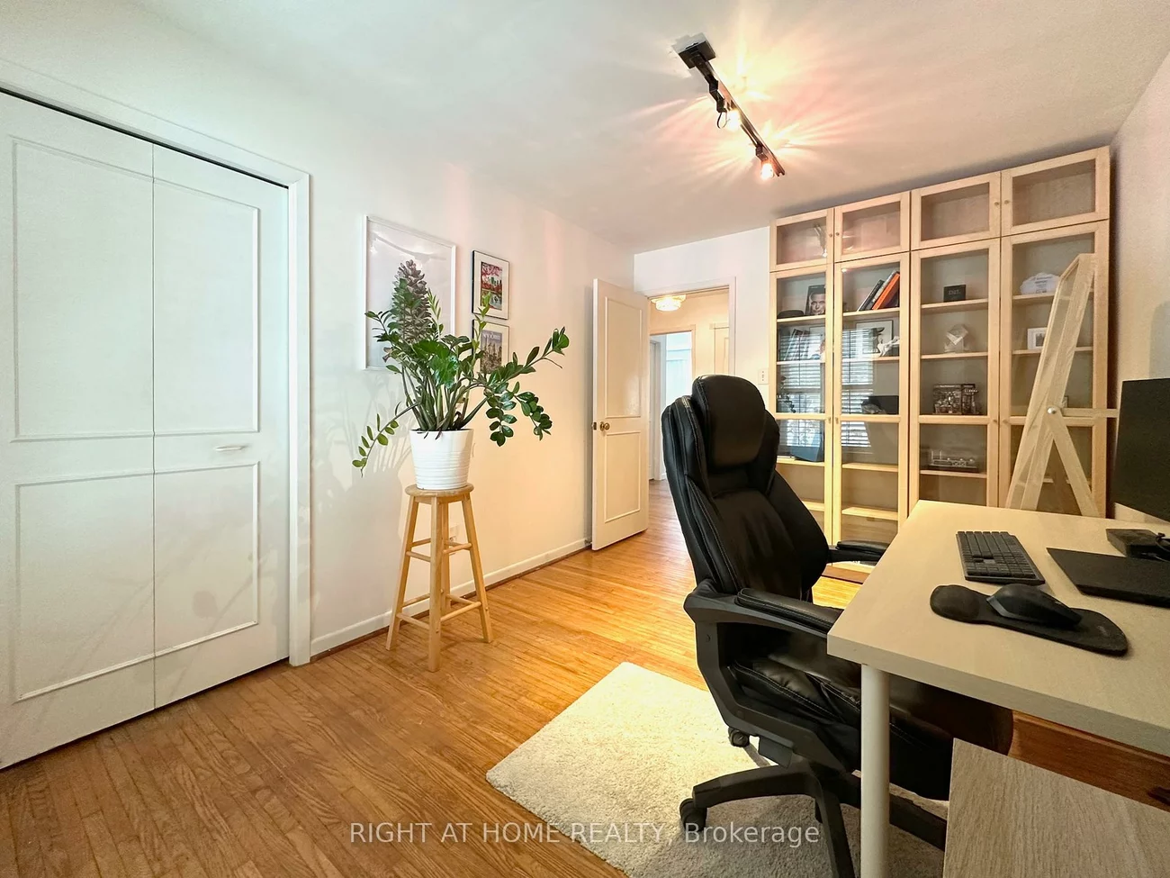 772, Wylan, Clarkson, Mississauga