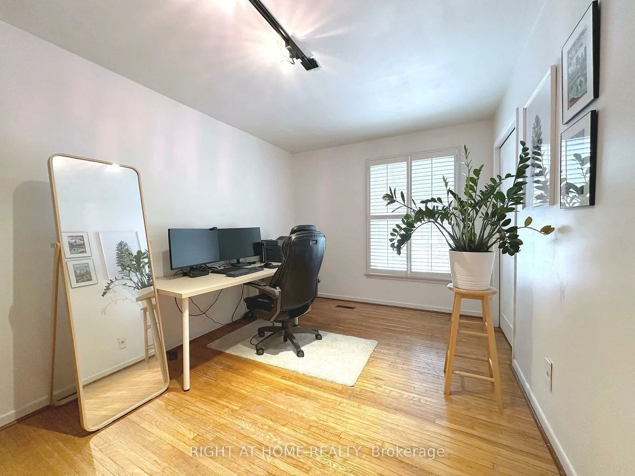 772, Wylan, Clarkson, Mississauga