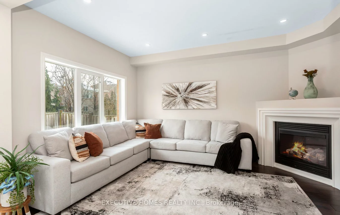 5352, Snowbird, Central Erin Mills, Mississauga