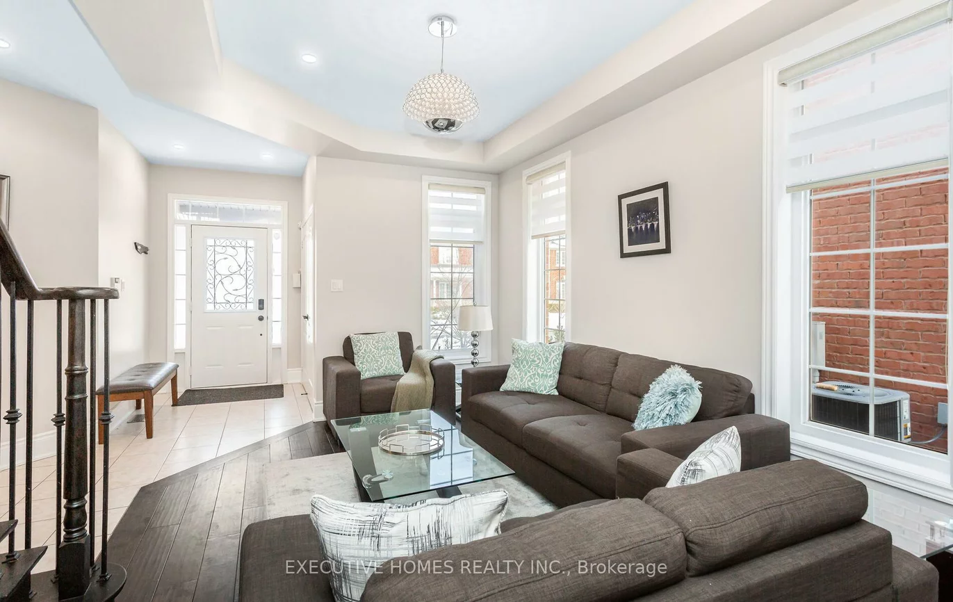 5352, Snowbird, Central Erin Mills, Mississauga