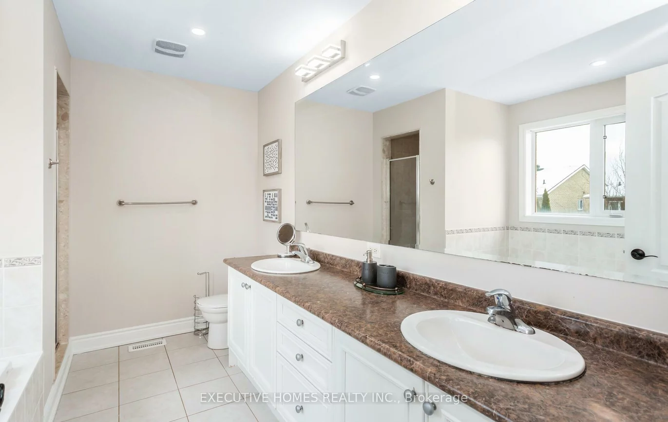 5352, Snowbird, Central Erin Mills, Mississauga