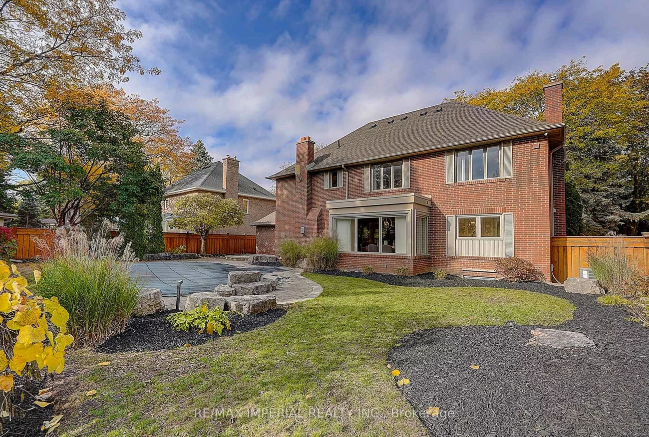 1832, Pine Siskin, Erin Mills, Mississauga