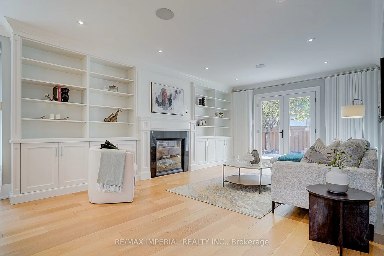 1832, Pine Siskin, Erin Mills, Mississauga