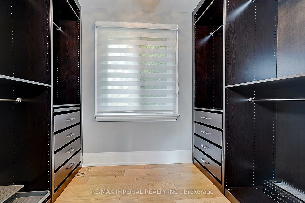 1832, Pine Siskin, Erin Mills, Mississauga