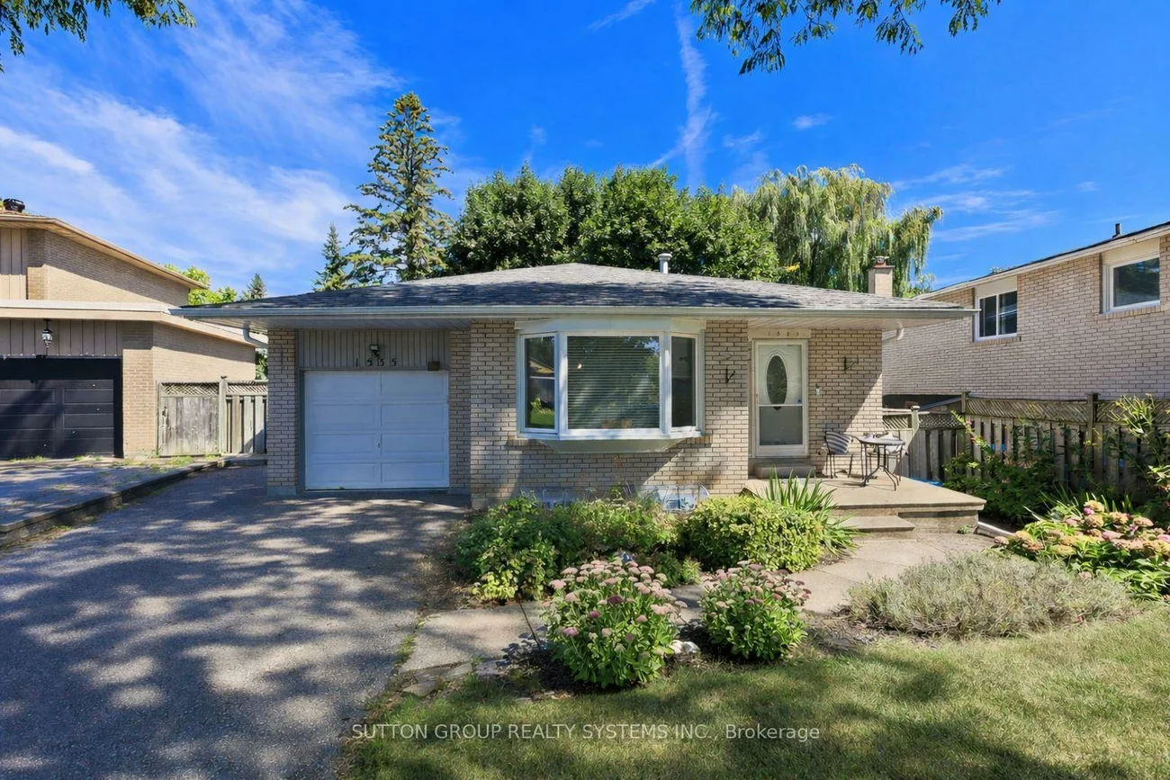 1535, Thetford, Clarkson, Mississauga