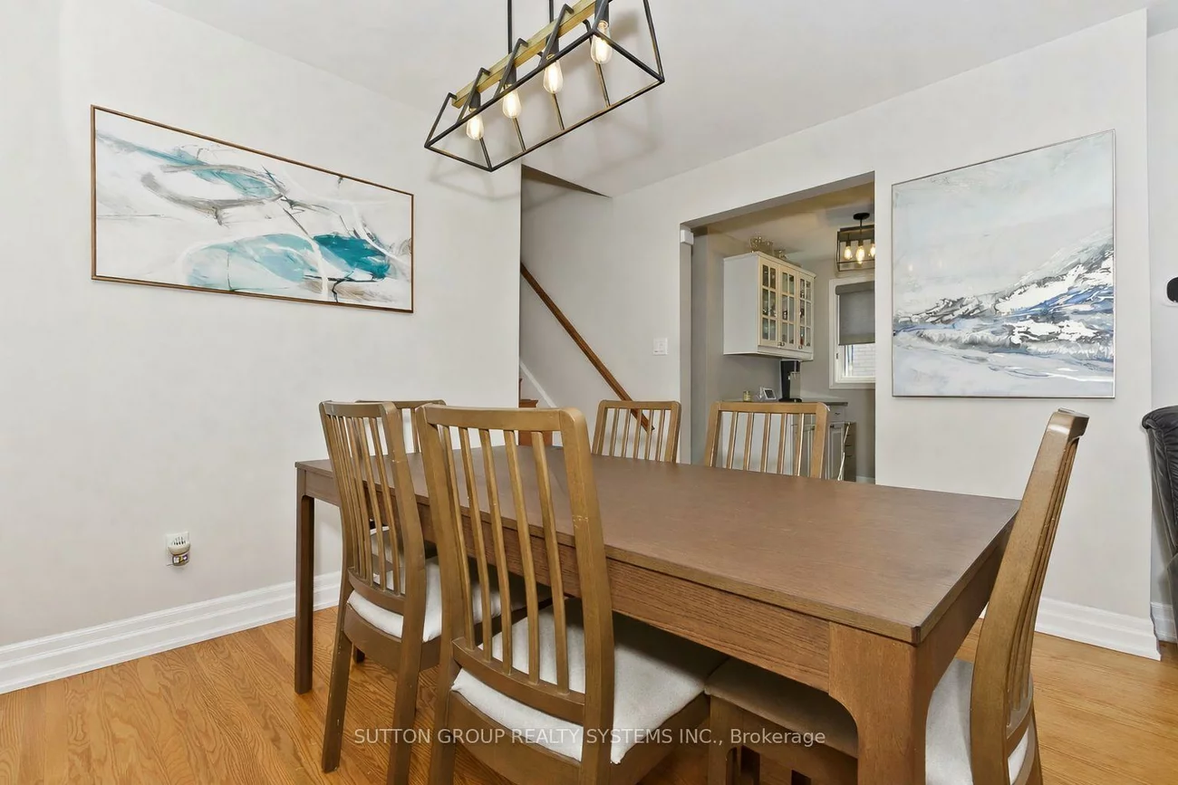 1535, Thetford, Clarkson, Mississauga