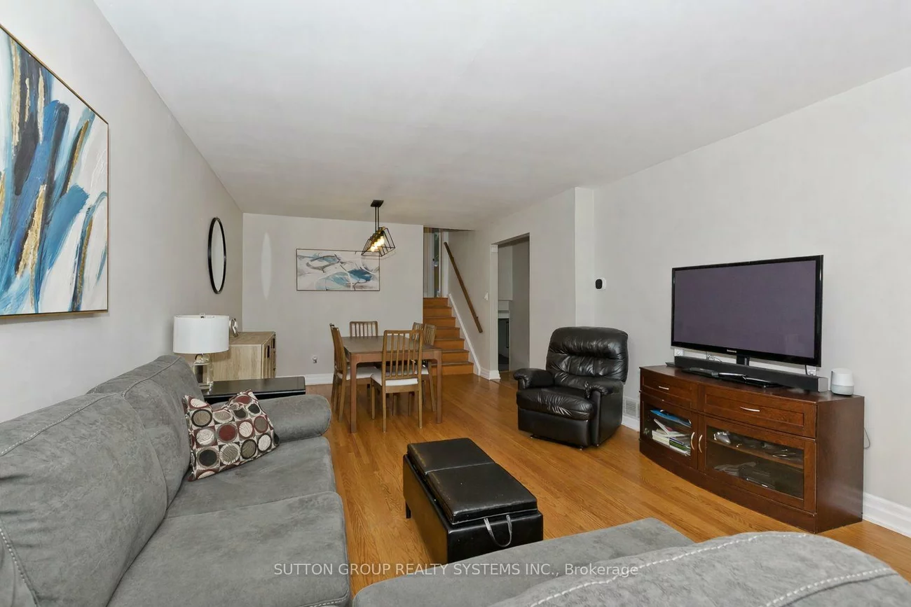 1535, Thetford, Clarkson, Mississauga