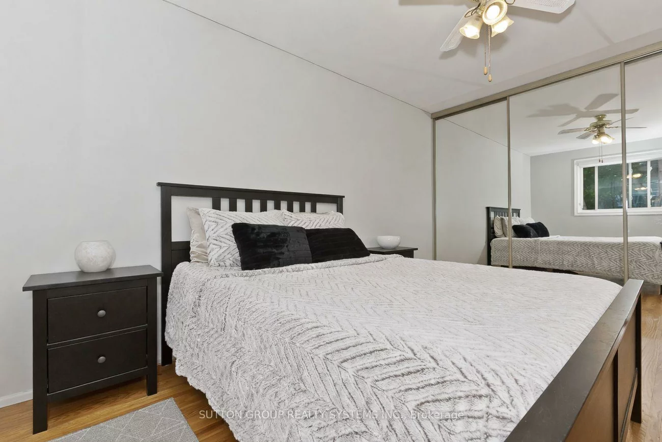 1535, Thetford, Clarkson, Mississauga