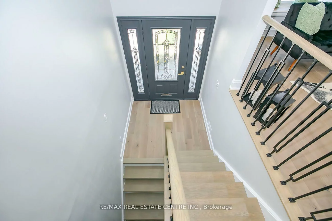 6978, Estoril, Meadowvale, Mississauga