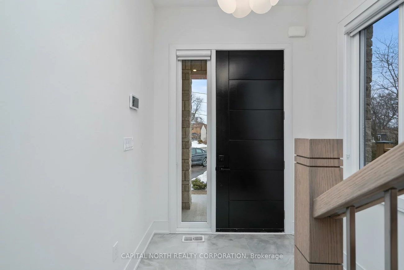 1076, Roosevelt, Lakeview, Mississauga
