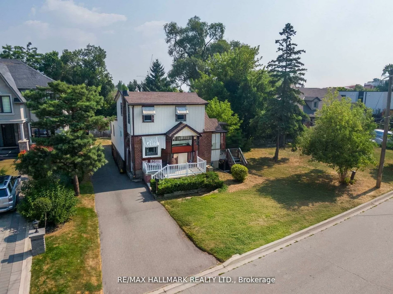 724-728, Montbeck, Lakeview, Mississauga