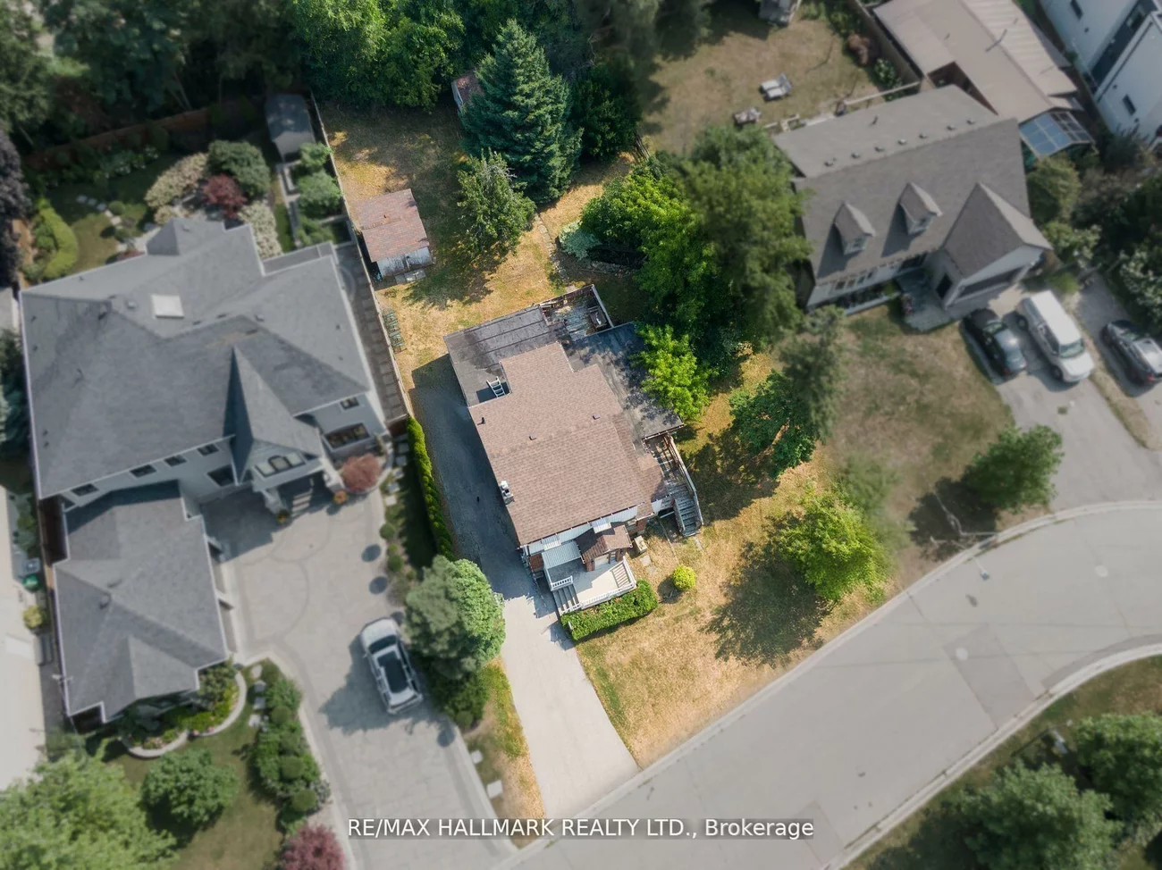 724-728, Montbeck, Lakeview, Mississauga