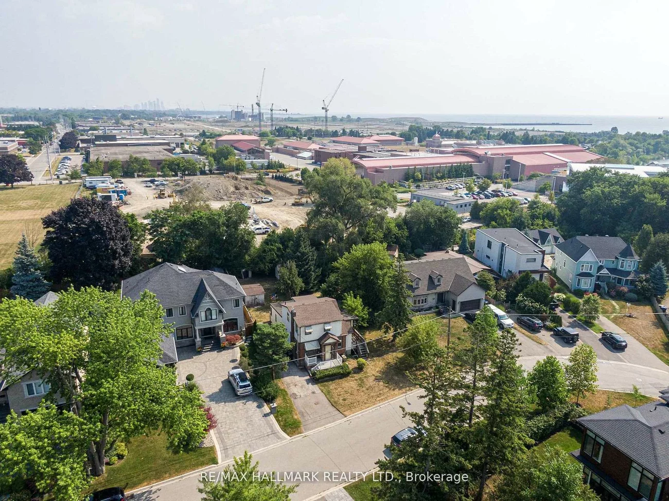 724-728, Montbeck, Lakeview, Mississauga