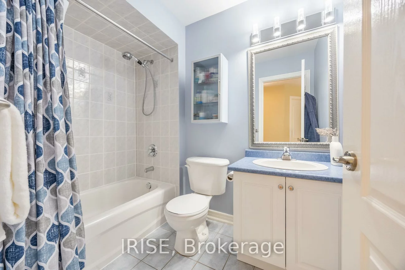 855, Knotty Pine, Meadowvale Village, Mississauga