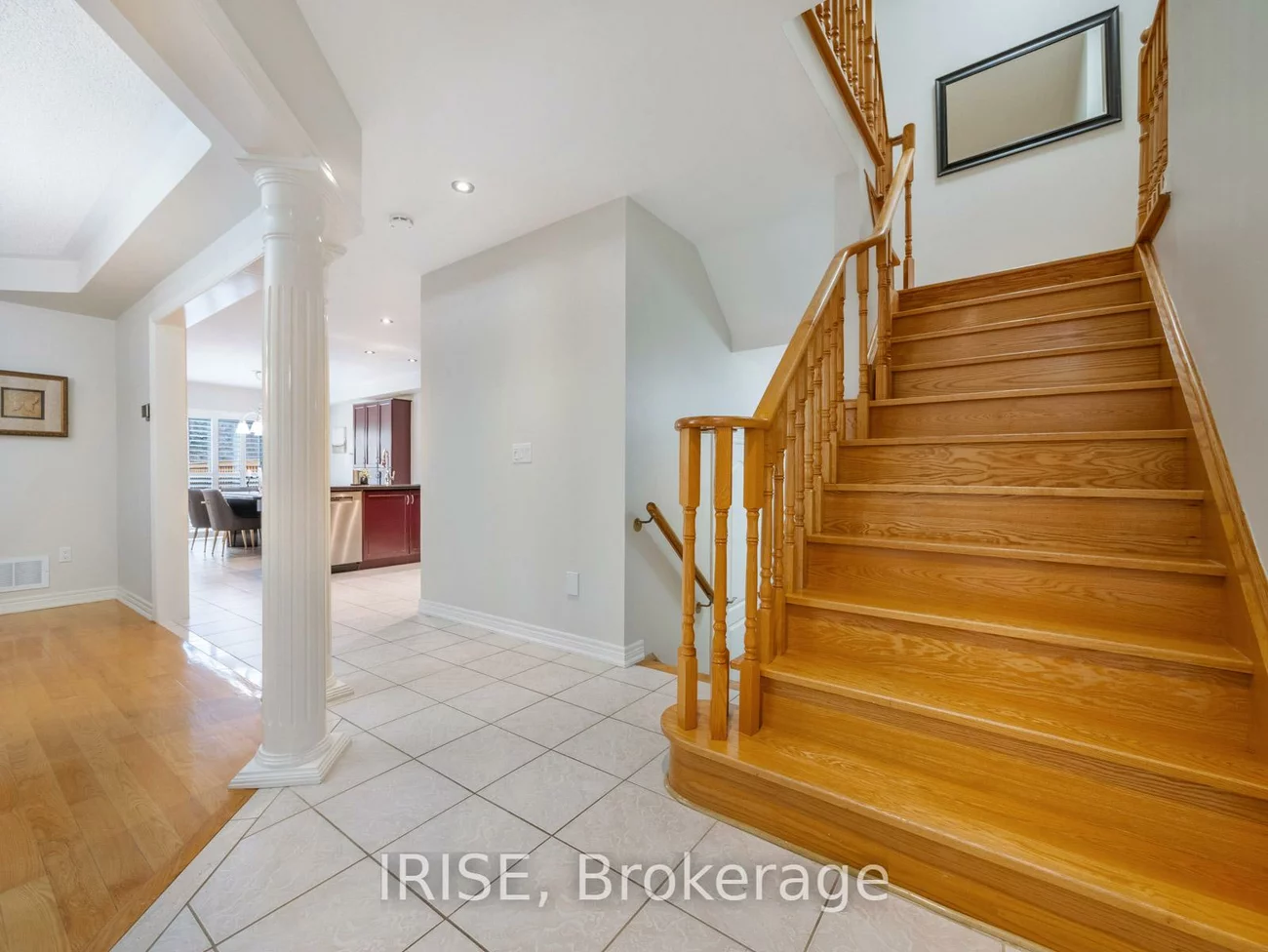 855, Knotty Pine, Meadowvale Village, Mississauga