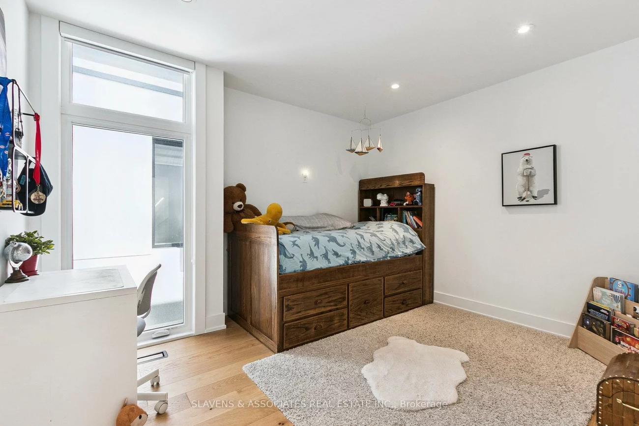 1040, Enola, Lakeview, Mississauga