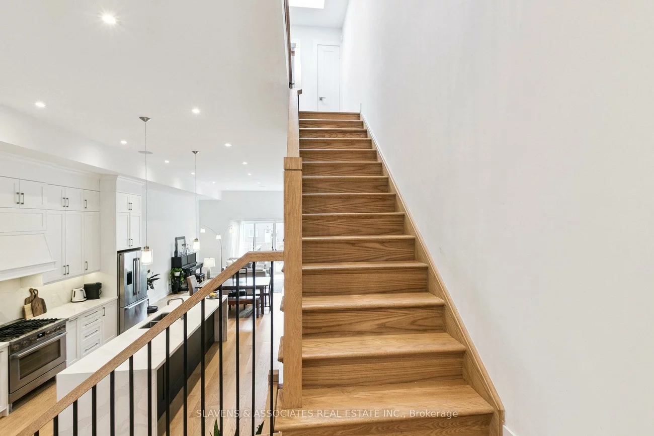 1040, Enola, Lakeview, Mississauga