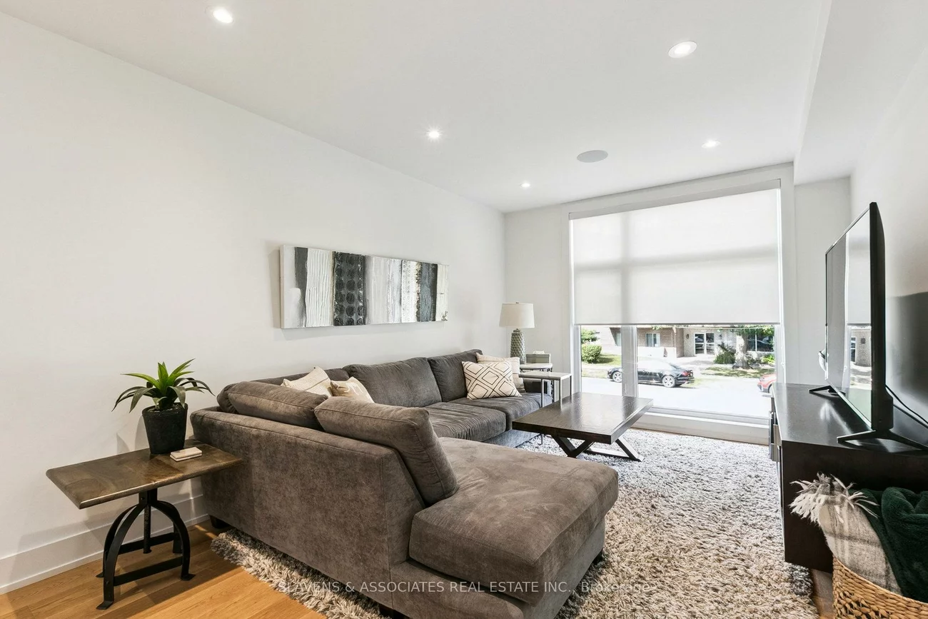 1040, Enola, Lakeview, Mississauga