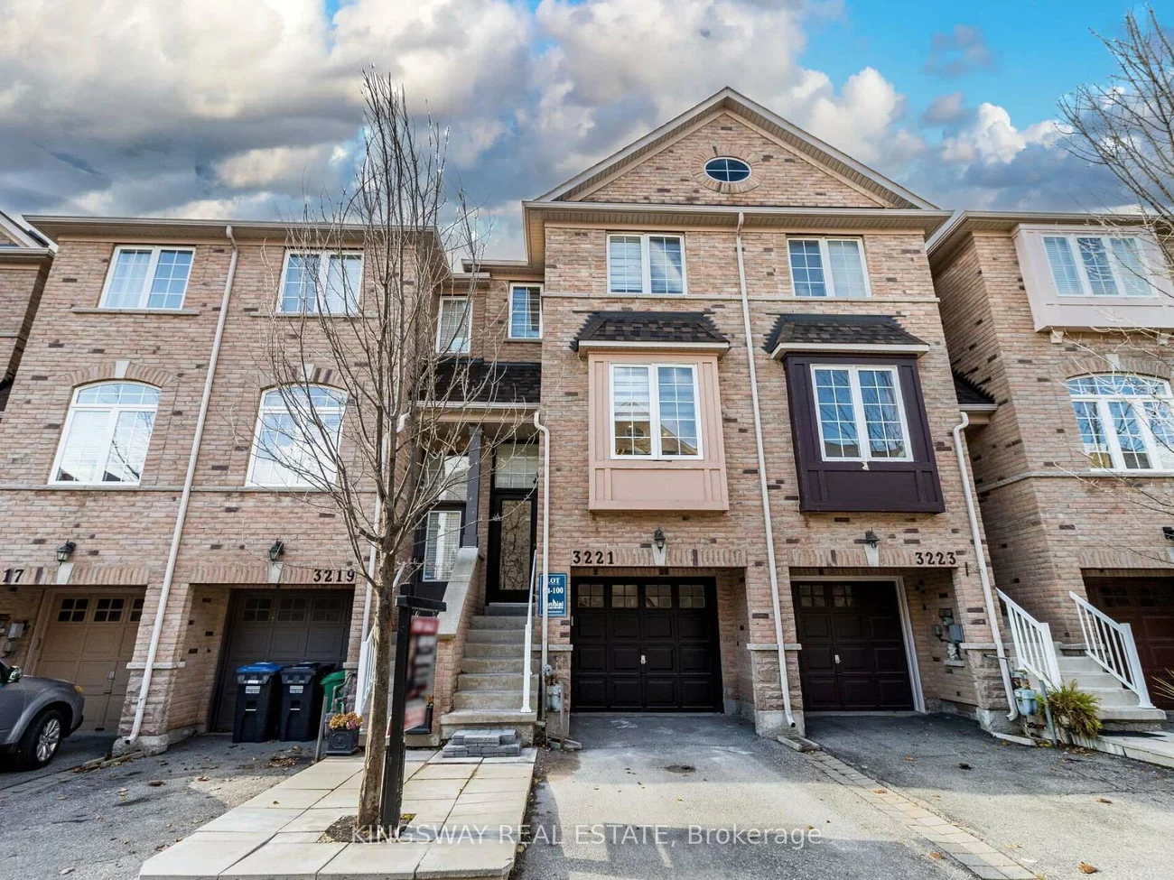 3221, Redpath, Lisgar, Mississauga