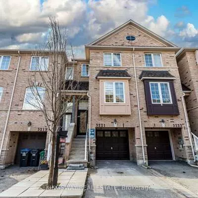 3221, Redpath, Lisgar, Mississauga