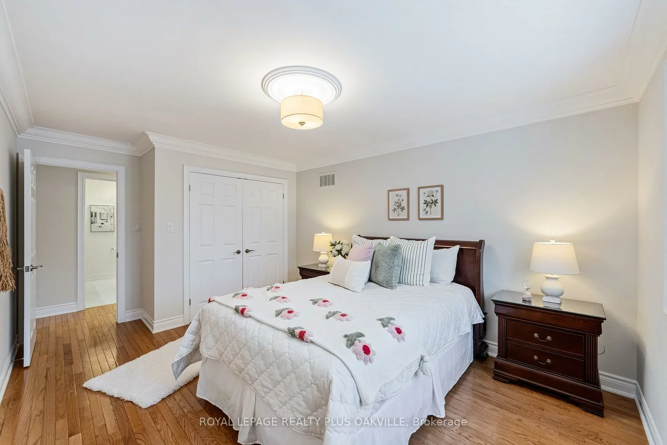 1189, Glen, Lorne Park, Mississauga