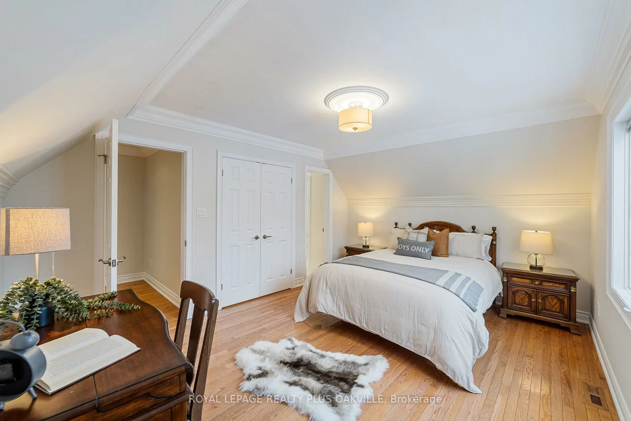 1189, Glen, Lorne Park, Mississauga