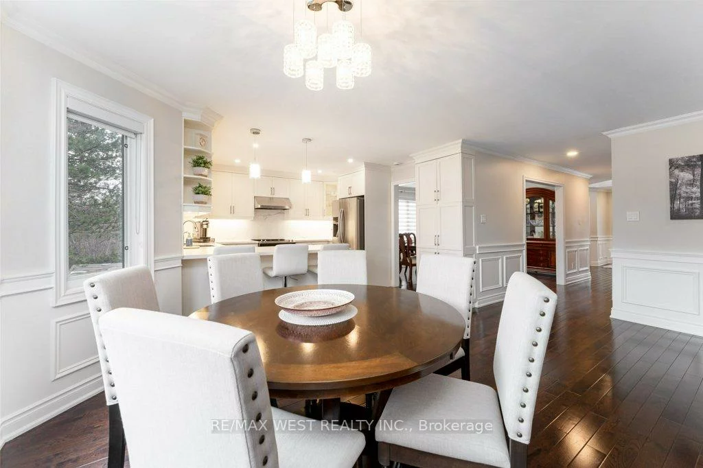 1806, Sevenoaks, Sheridan, Mississauga