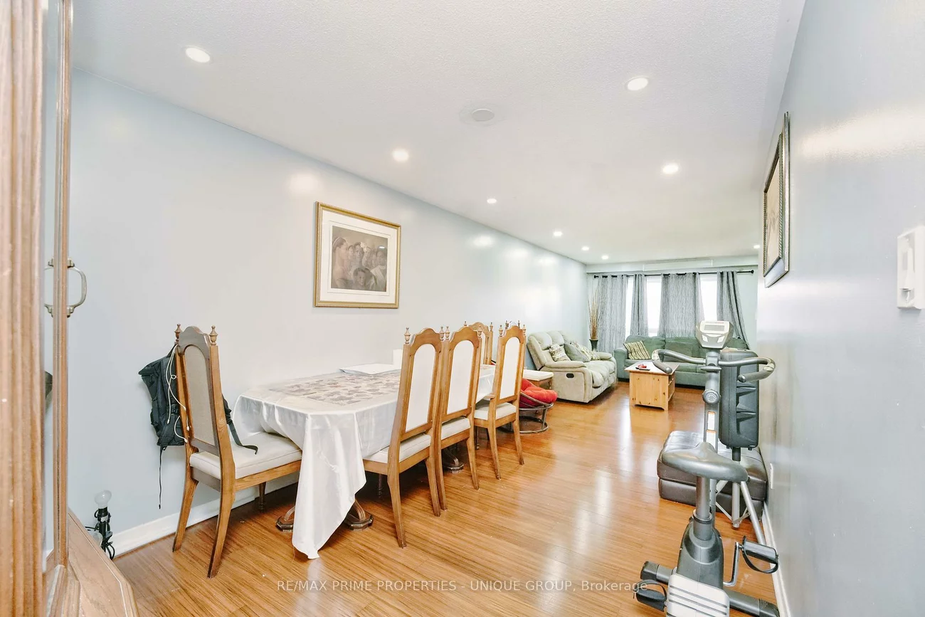 7001, Chigwel, Malton, Mississauga