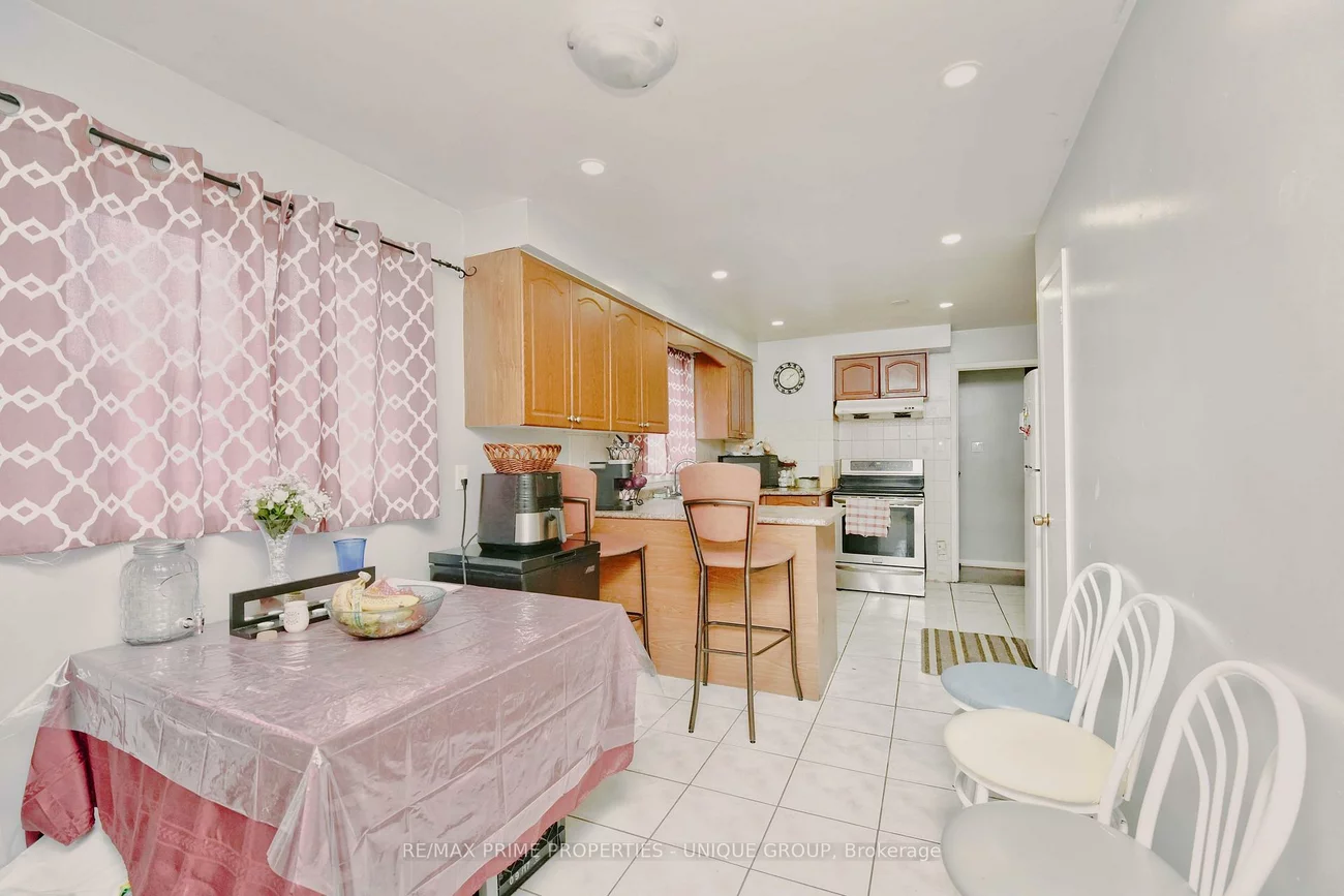 7001, Chigwel, Malton, Mississauga