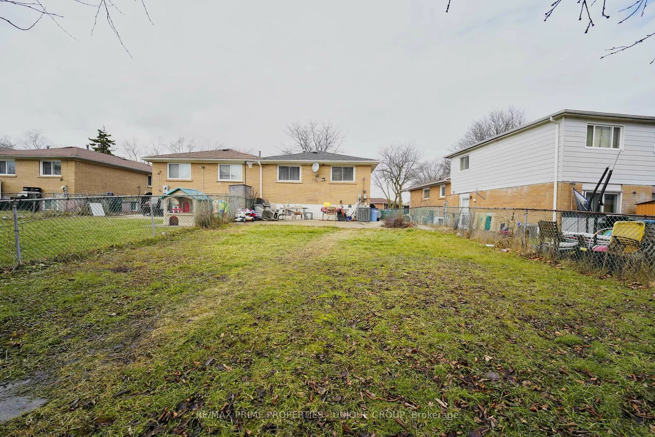 7001, Chigwel, Malton, Mississauga