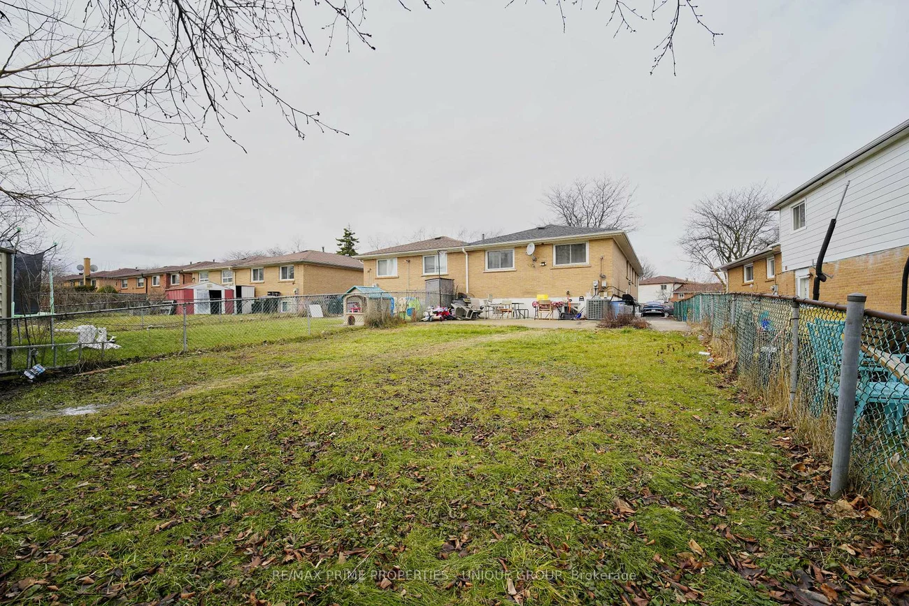 7001, Chigwel, Malton, Mississauga