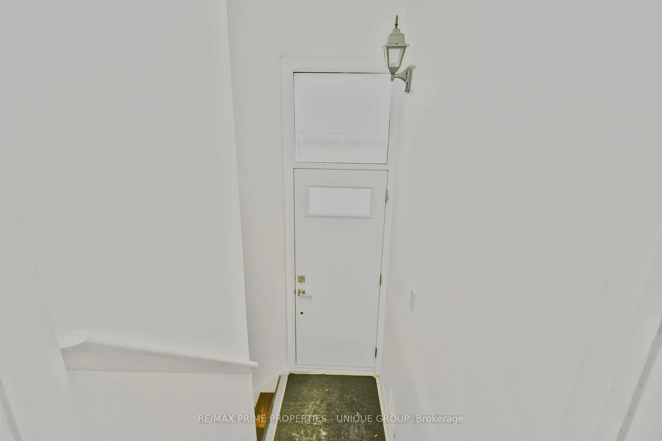 7001, Chigwel, Malton, Mississauga