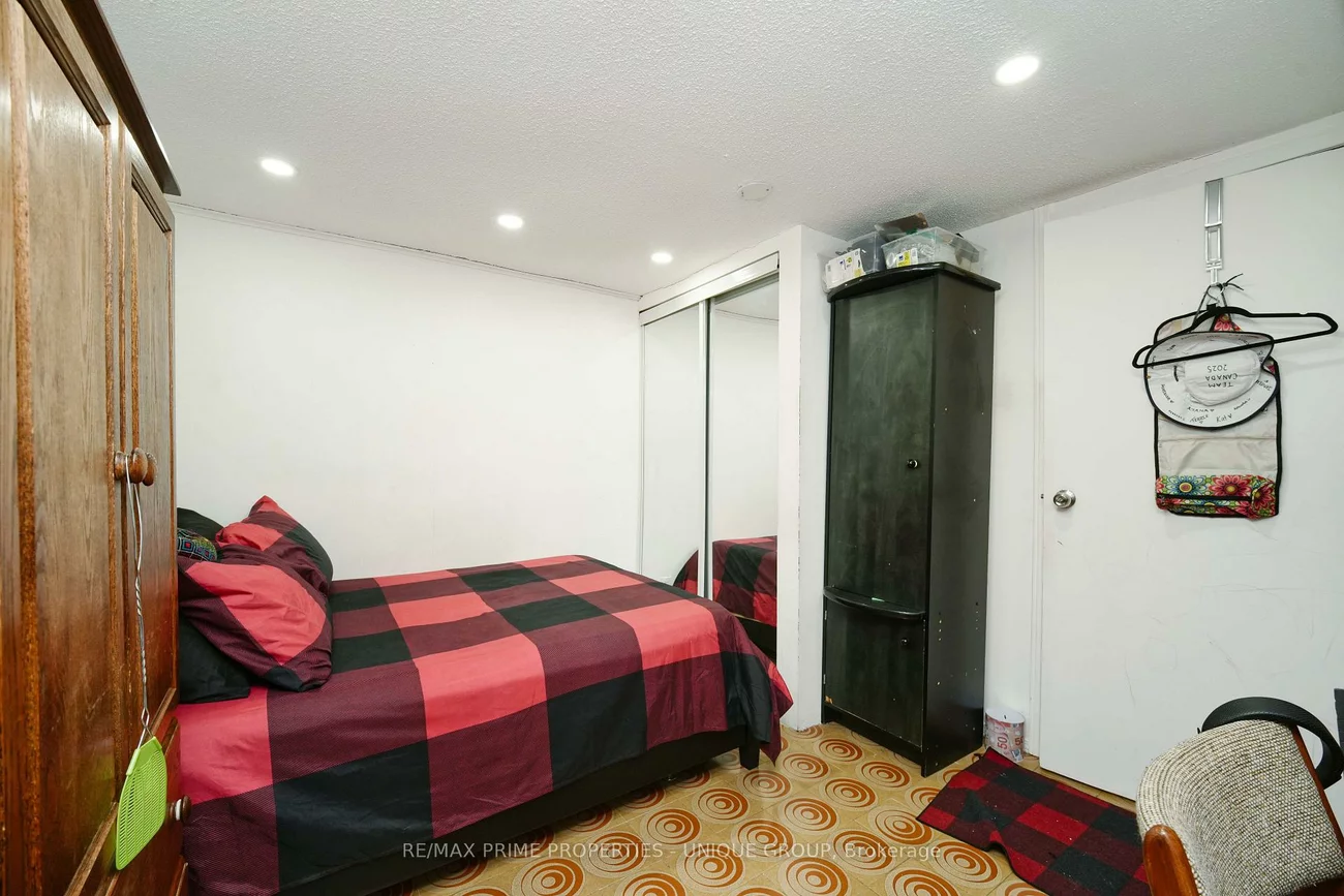 7001, Chigwel, Malton, Mississauga