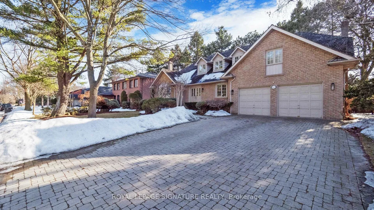 4086, Summit, Erin Mills, Mississauga