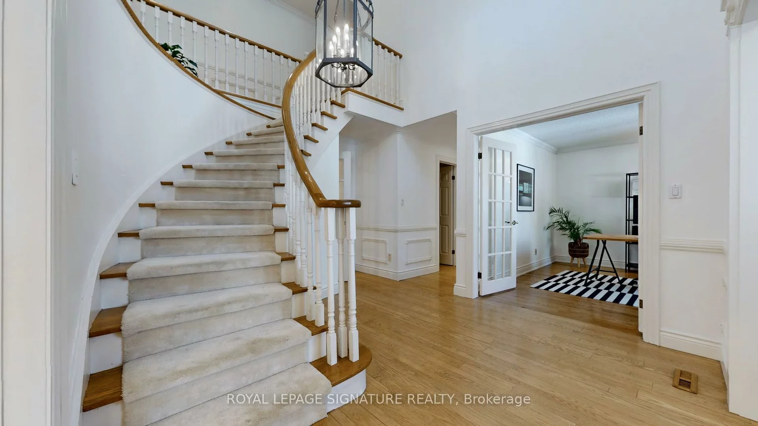 4086, Summit, Erin Mills, Mississauga