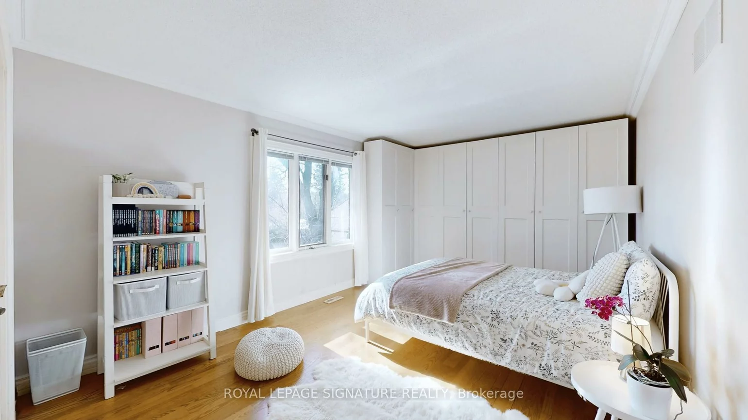 4086, Summit, Erin Mills, Mississauga