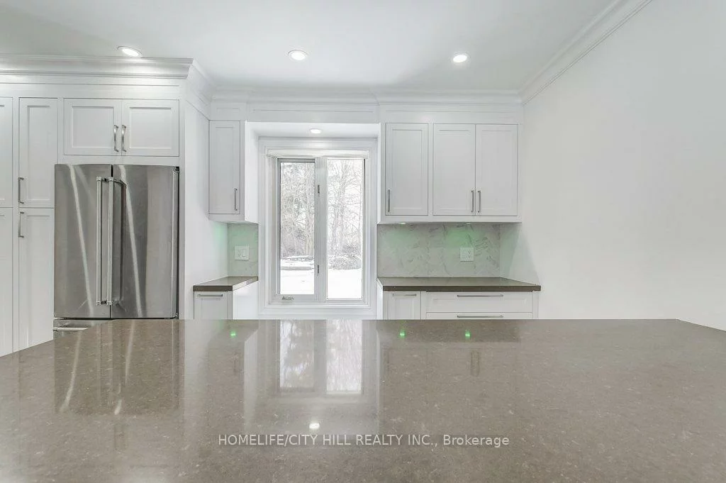 867, Melton, Lakeview, Mississauga