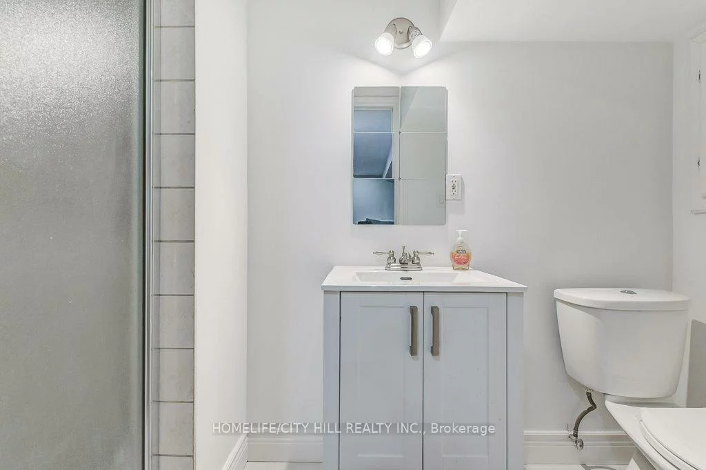 867, Melton, Lakeview, Mississauga