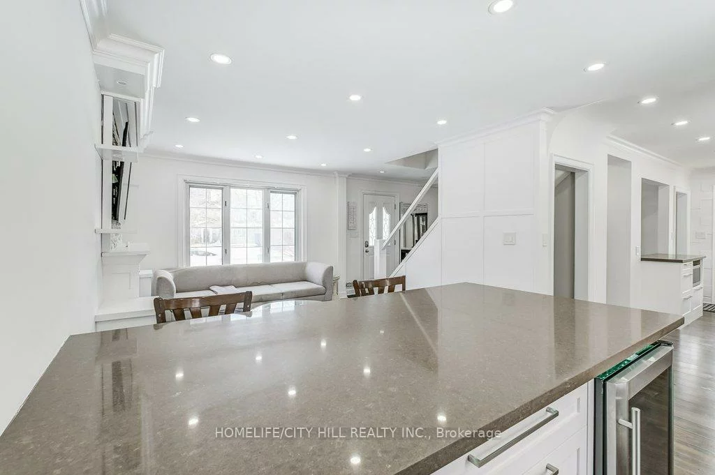 867, Melton, Lakeview, Mississauga