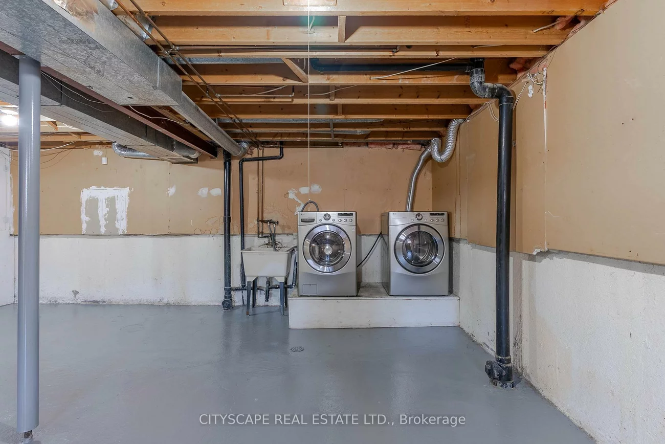 1210, Shagbark, Creditview, Mississauga