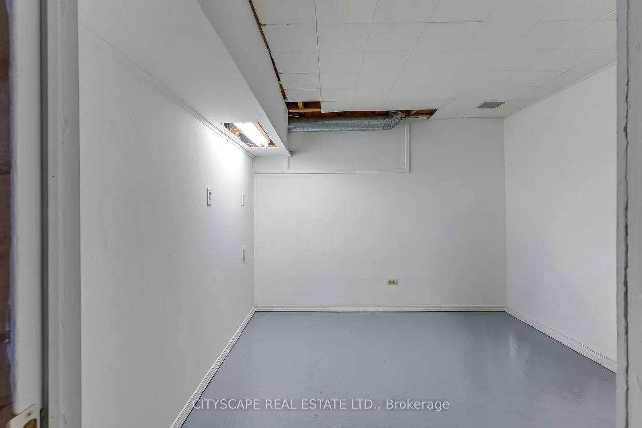 1210, Shagbark, Creditview, Mississauga