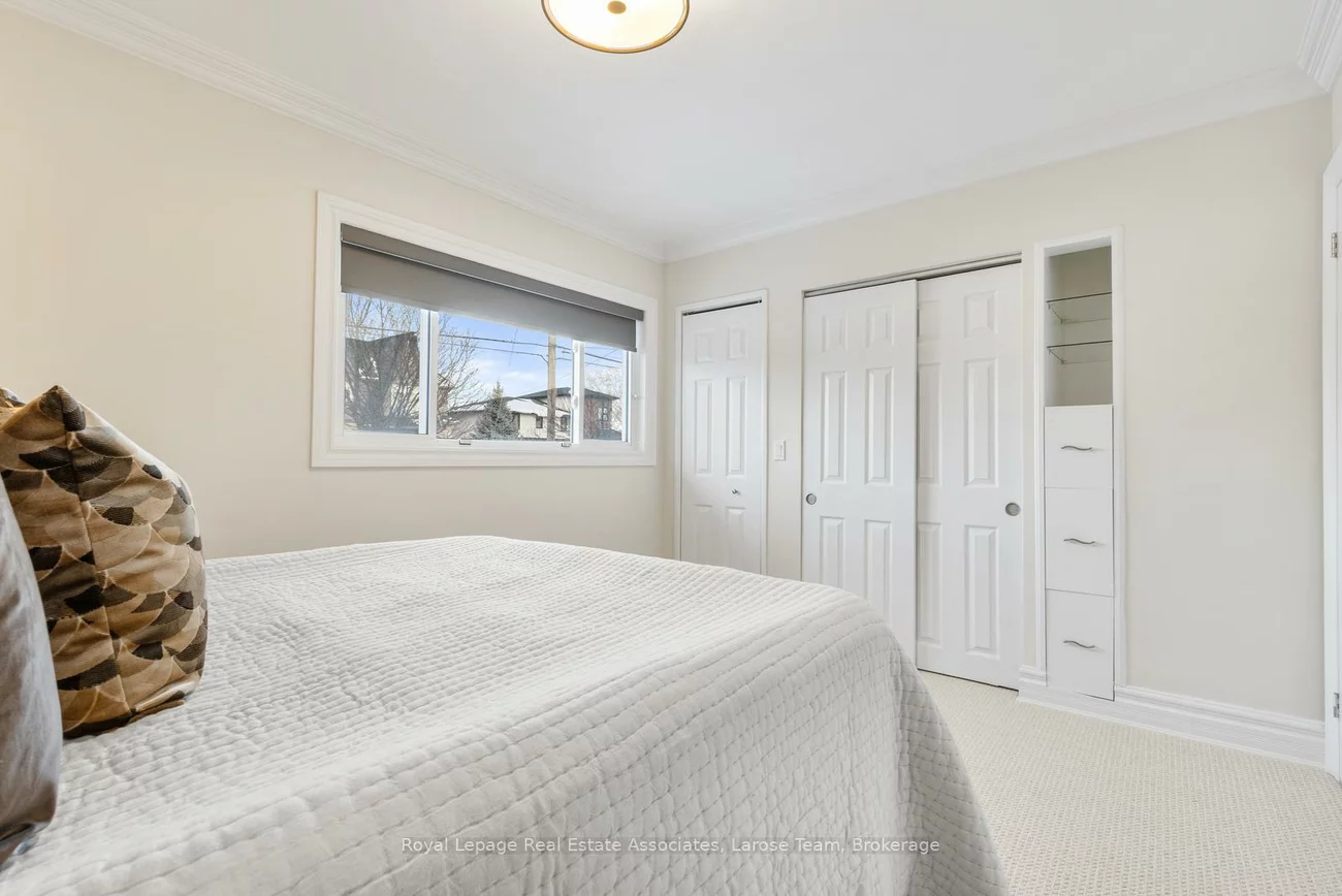 2176, Florian, Cooksville, Mississauga